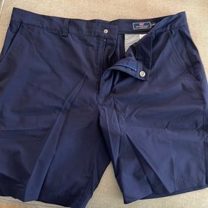 Vineyard Vines Performance 8 inch breaker shorts